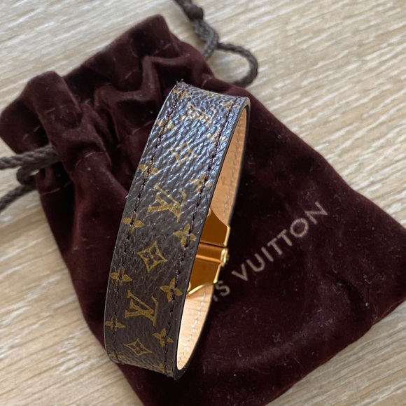Louis Vuitton Monogram Bracelet with Gold Clasp - Picture 5 of 6